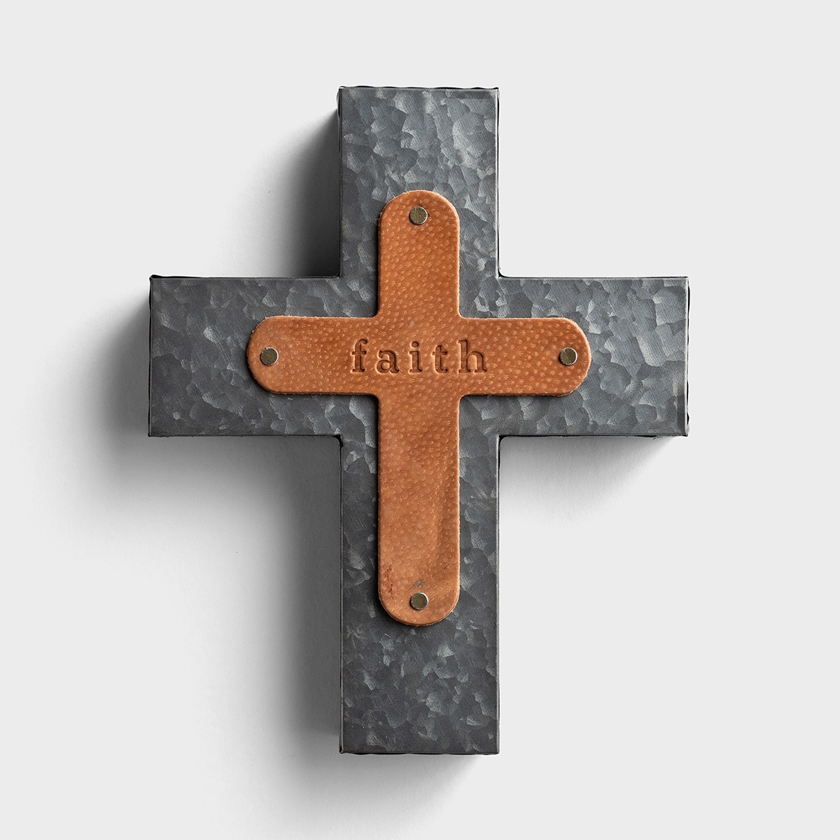 信仰-皮革和金属墙十字架